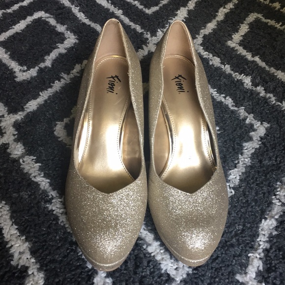 Shoes | Gold Glitter High Heels | Poshmark